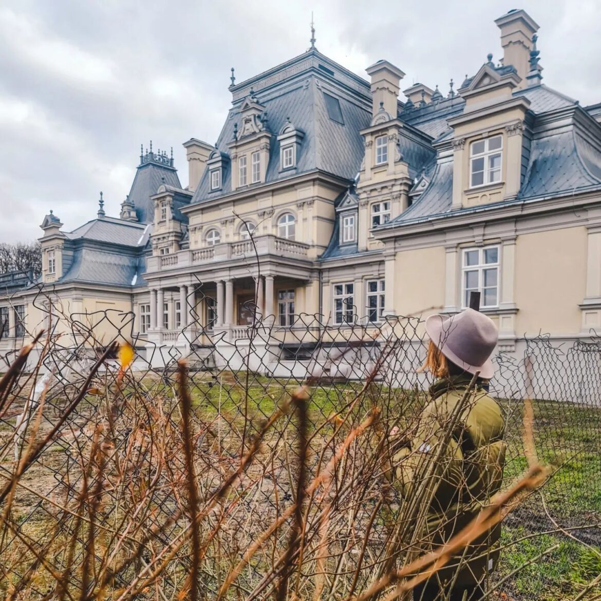 pałac Sobańskich w Guzowie