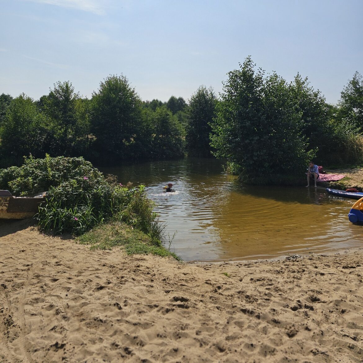 Plaża nad Rządzą w Starych Załubicach